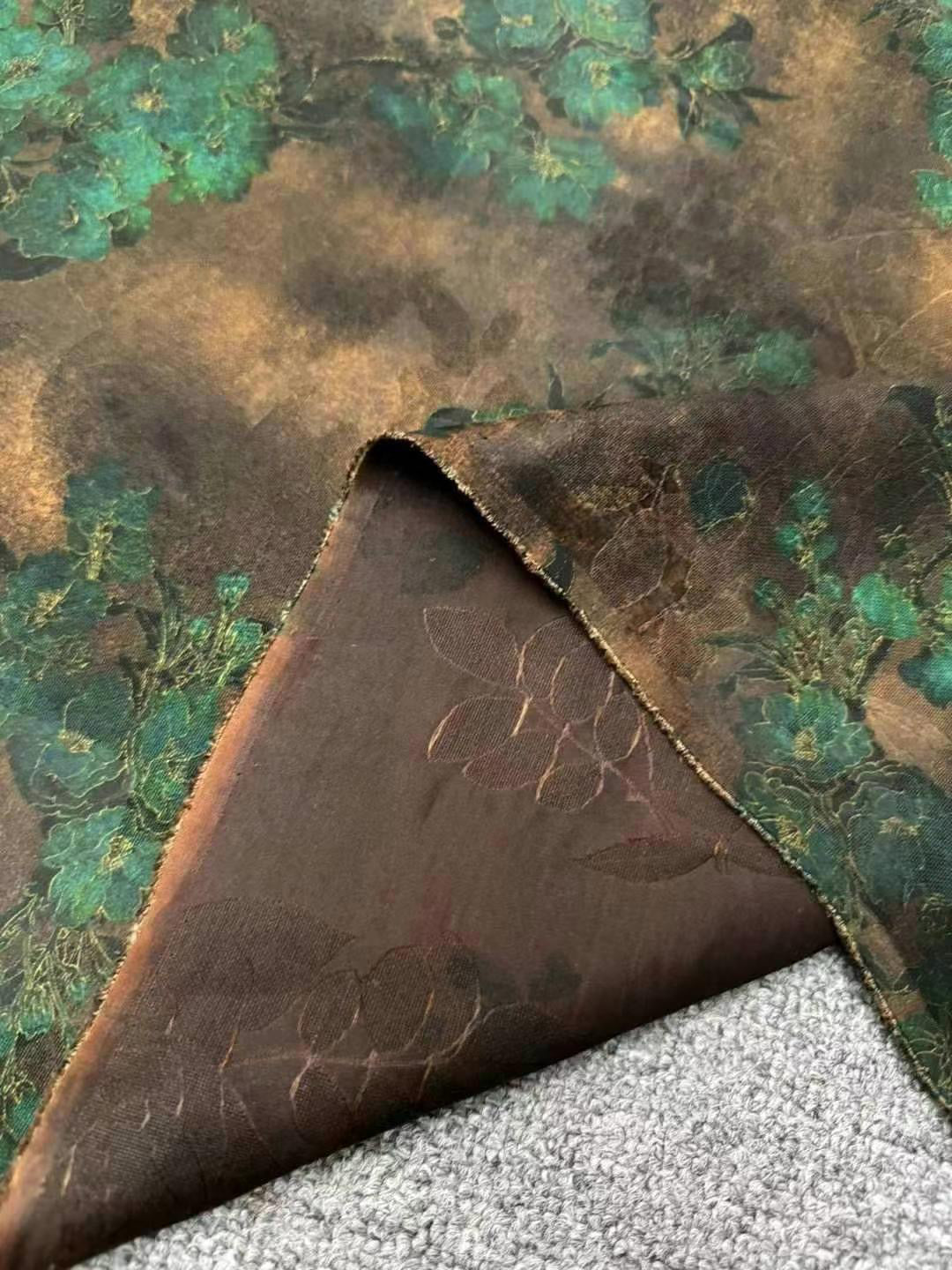 YUEXMR - Handmade 25 Momme HUALUO Jacquard Mud Silk Fabric (Openwork texture) - 114cm by the Yard