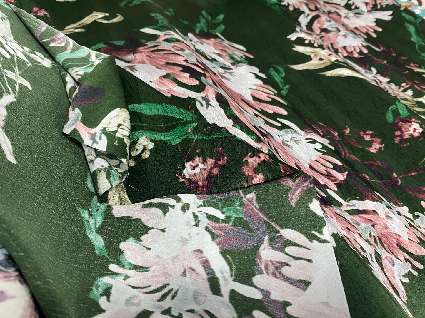 MOULIV - 22 Momme Flower Pattern Digital Print Stretch Silk Satin Fabric - 108cm wide by the Yard