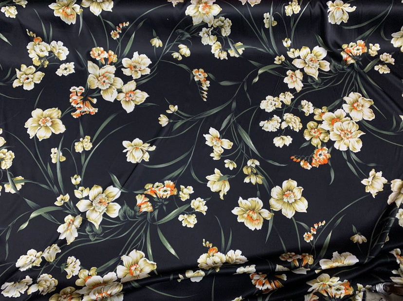 SUIYIN - 19 Momme Elegant Floral Pattern Digital Print Stretch Silk Satin Fabric - 140cm wide by the Yard