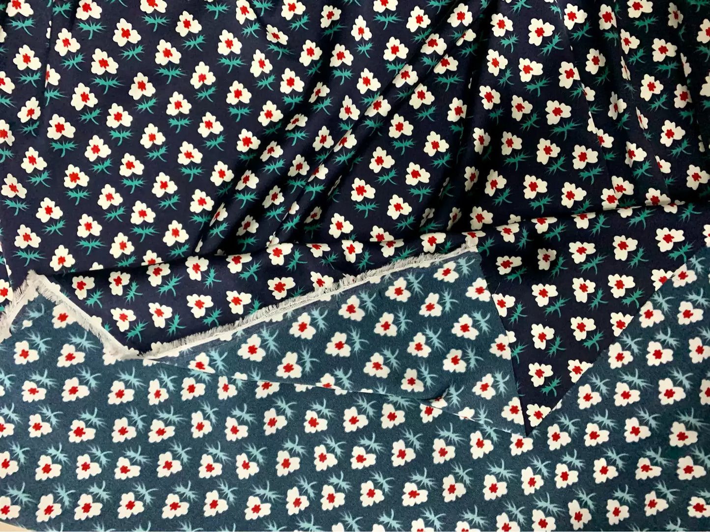 XAIOSI - 19 Momme Flower Pattern Digital Print Stretch Silk Satin Fabric - 108cm wide by the Yard