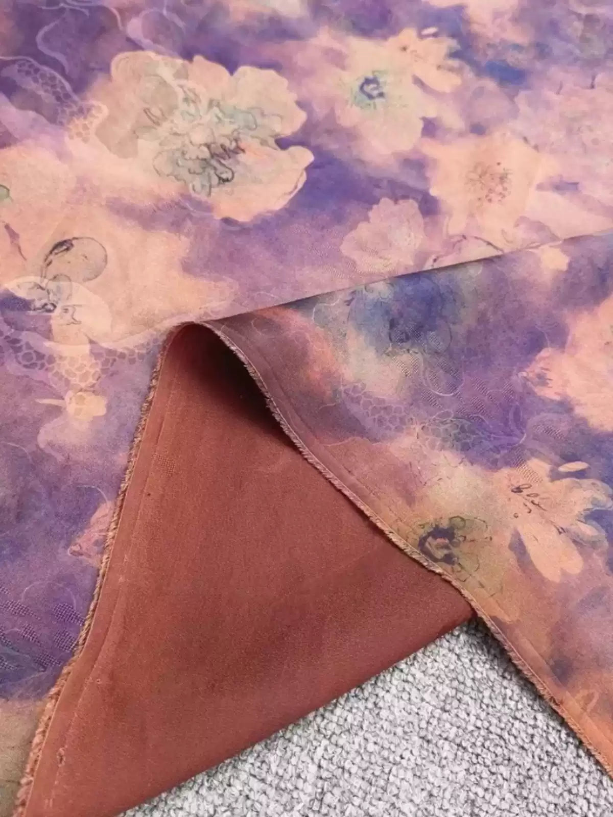 YUNRSX - Handmade 25 Momme HUALUO Jacquard Mud Silk Fabric (Openwork texture) - 114cm by the Yard