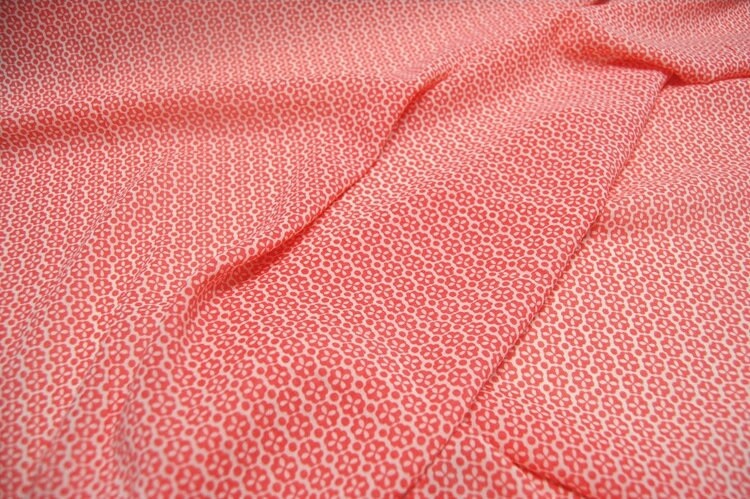 TINY - 13 Momme Red flower on White Silk Stretch Georgette Fabric 112cm by the yard
