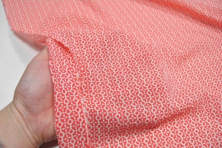 TINY - 13 Momme Red flower on White Silk Stretch Georgette Fabric 112cm by the yard