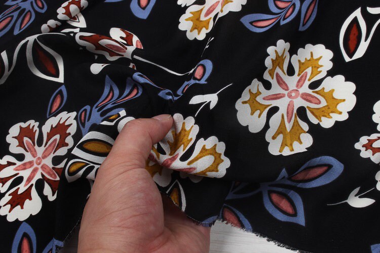 WUYEHUA - 12 momme Floral Print Silk Crepe de Chine Fabric - 138cm wide by the Yard