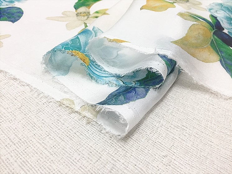 LANQING - 8 momme Floral Print Silk Chiffon Fabric - 135cm wide by the Yard