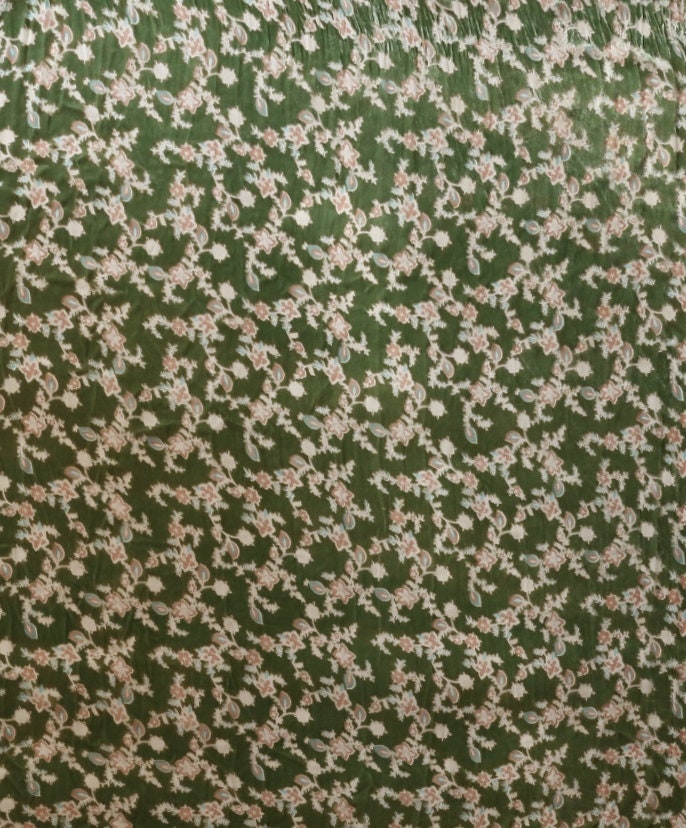 CHUNXI - Beautiful Lovely Floral Burnout Silk Velvet Fabric 114cm wide by the Yard