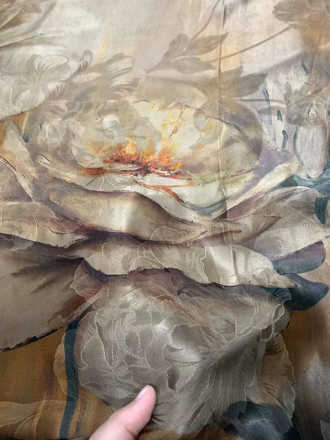BAIMEIGUI - Handmade 40 Momme Jacquard Mud Silk Satin Fabric - 140cm wide by the Yard