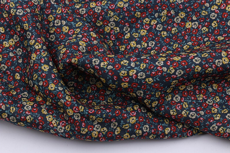 XIAOJU - Flowers Print Ramie Fabric - 140cm wide by the Yard