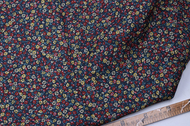 XIAOJU - Flowers Print Ramie Fabric - 140cm wide by the Yard