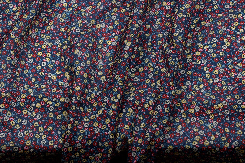 XIAOJU - Flowers Print Ramie Fabric - 140cm wide by the Yard