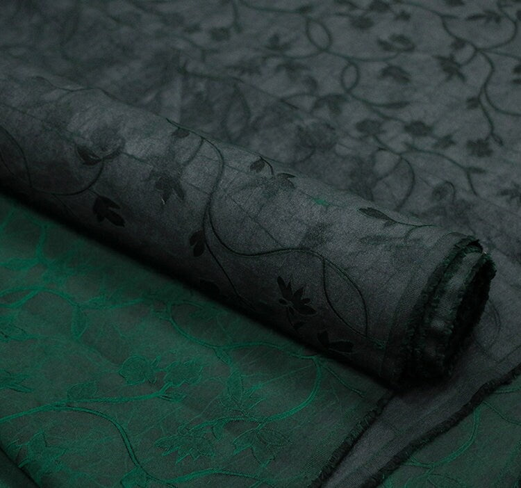 GUIWENTIHUA - 22 Momme Handmade Jacquard Mud Silk Satin Fabric - 110cm by the Yard