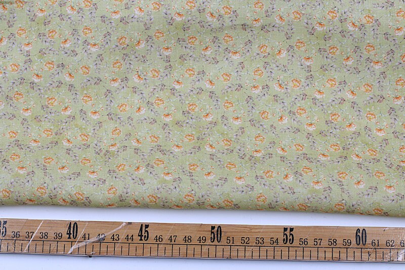 XIAOSUIHUA - Flowers Print Ramie Fabric - 140cm wide by the Yard