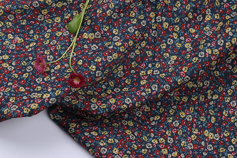 XIAOJU - Flowers Print Ramie Fabric - 140cm wide by the Yard