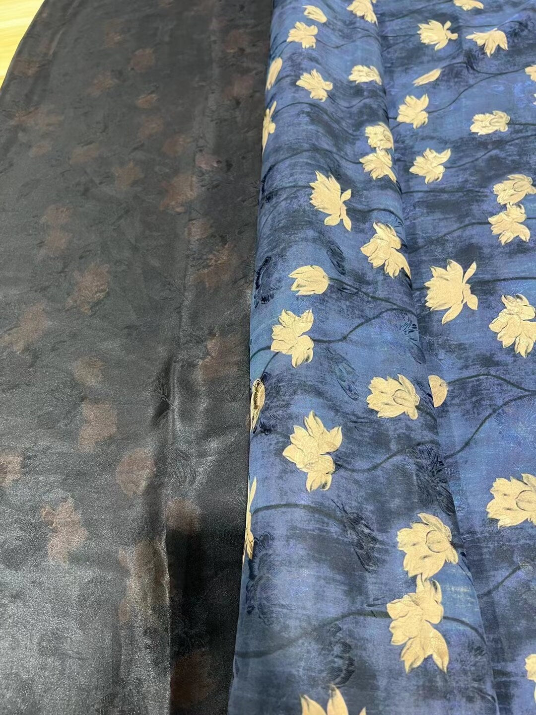 DUOKUAN - 26 Momme Floral Print on Pored Jacquard Handmade Mud Silk Satin Fabric - 110cm wide by the Yard