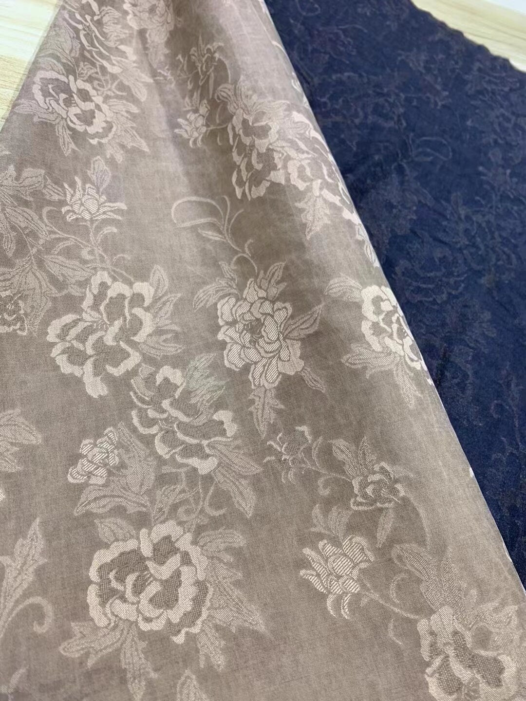 YUNMUDAN - 40 Momme Handmade Mud Silk Plant Dye Jacquard Silk Fabric - 110cm wide by the Yard