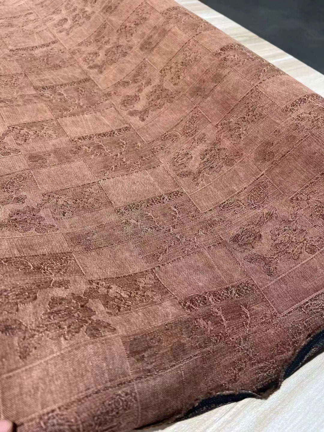 ZGMEIHI - 70 Momme Jacquard Mud Silk Gambiered Ganton Tussah Silk Fabric - 110cm wide by the Yard
