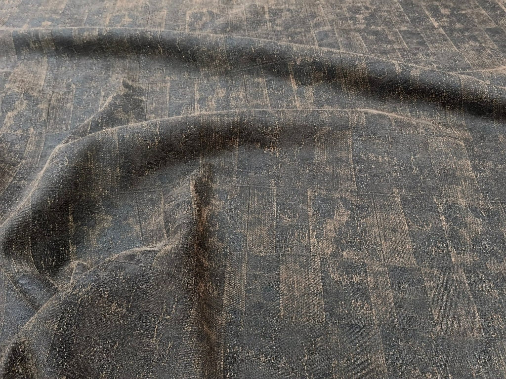 ZGMEIHI - 70 Momme Jacquard Mud Silk Gambiered Ganton Tussah Silk Fabric - 110cm wide by the Yard
