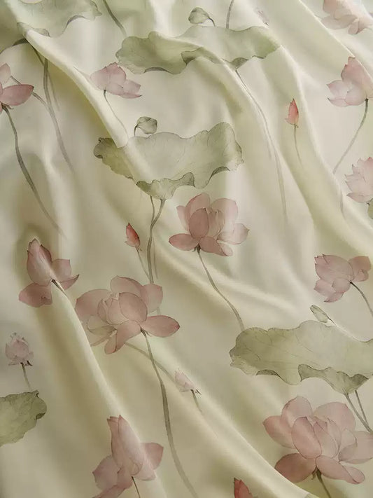 RYHEEYIU  - Hight 60 Count Rayon Satin Faux Silk Chinese Style Floral Cheongsam Dress Fabric - 145cm wide by the Yard