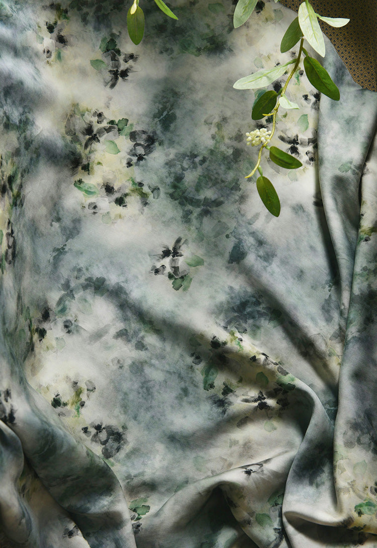 RYKONGYIN  - Hight 60 Count Rayon Satin Faux Silk Chinese Style Floral Cheongsam Dress Fabric - 145cm wide by the Yard