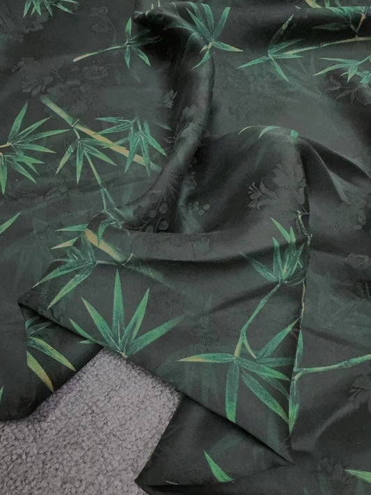 ZULIHU - Handmade 23 Momme HUALUO Jacquard Mud Silk Fabric (Openwork texture) - 140cm by the Yard