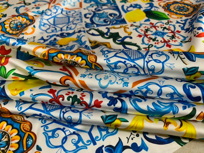 MUDATI - 19 Momme Flowers Pattern Digital Print Stretch Silk Satin Fabric - 120cm wide by the Yard