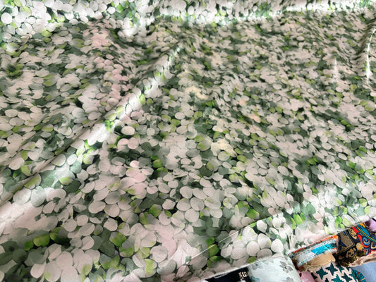 LVYEBA - 19 momme Summer Fresh Creative Green and White Leaf Pattern Digital Print Stretch Silk Satin Fabric - 140cm wide by the Yard