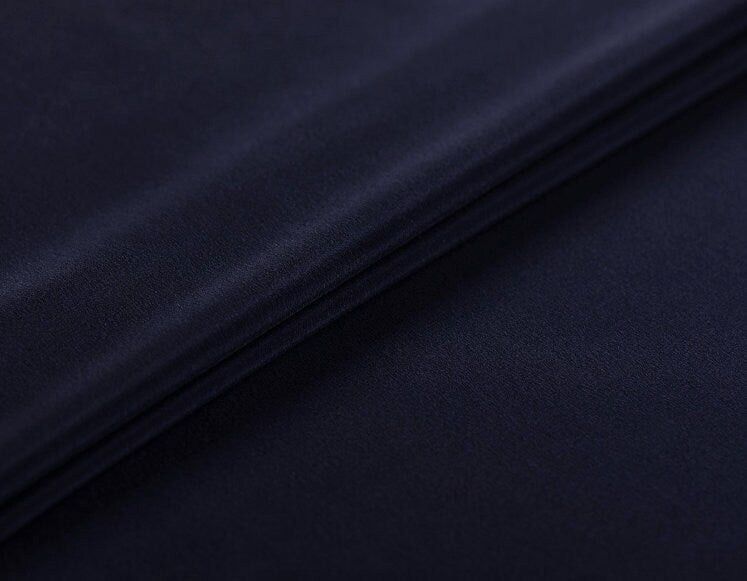30 momme Black Navy blue Heavy Silk Crepe de Chine Fabric - 140cm wide by 1 Yard