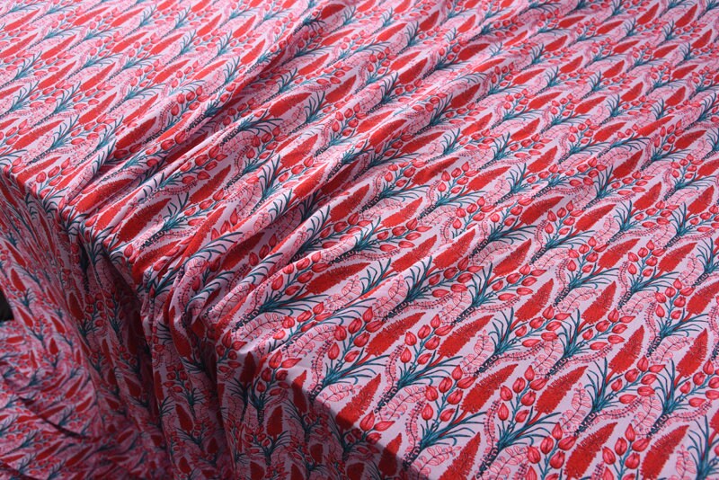 HUAN - 12 Momme Flower Print Silk Crepe de Chine Fabric 140cm wide by the Yard