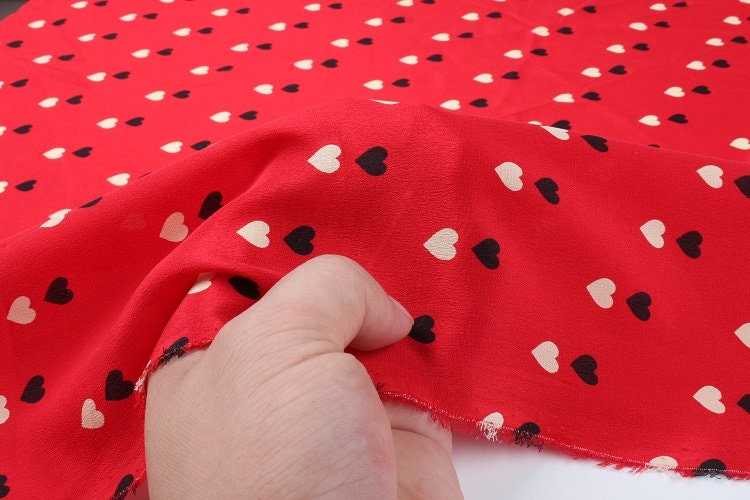 QUWEIXIN - 12 momme Heart Print Silk Crepe de Chine Fabric - 137cm wide by the Yard